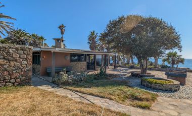 HACIENDA LA BURRITA - A true Oceanfront Oasis on 5 ACRES with PRIVATE BEACH