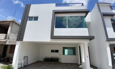 CASA EN VENTA EX HACIENDA LA CARCAÑA SAN PEDRO CHOLULA PUEBLA