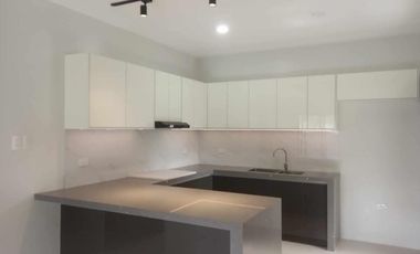 FOR SALE: Brand New 5 Bedroom House and Lot in Greenmeadows at Orchard Dasmariñas Cavite