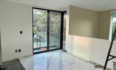 CASA EN VENTA RESIDENCIAL VICTORIA