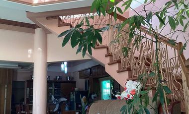 House and Lot for Sale Talisay Batangas with beautiful view of the Lake