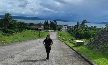 House and Lot for Sale Talisay Batangas with beautiful view of the Lake