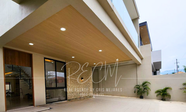 Premiere House and Lot For Sale near IT Park Cebu!