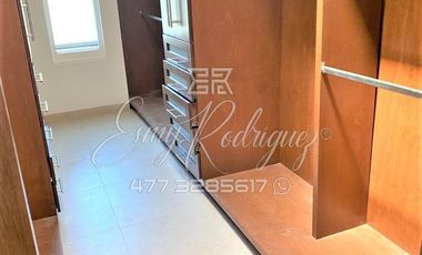 CASA EN RENTA, LA CAMPIÑA, DE LUJO, 3 REC. CON BAÑO Y VESTIDOR, 5 AUTOS, CASA CLUB / ALBERCA, EQUIPADA