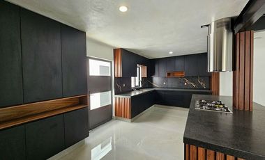CASA EN VENTA EN PROVIDENCIA