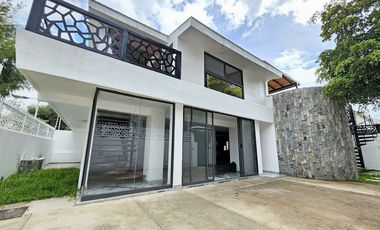 CASA EN VENTA EN PROVIDENCIA