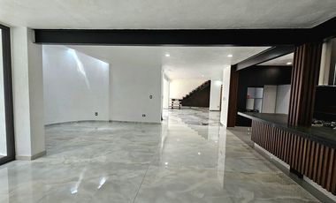 CASA EN VENTA EN PROVIDENCIA