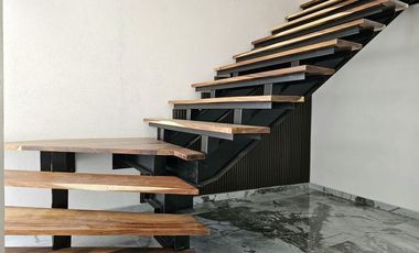 CASA EN VENTA EN PROVIDENCIA