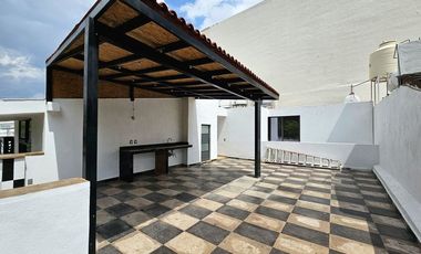 CASA EN VENTA EN PROVIDENCIA