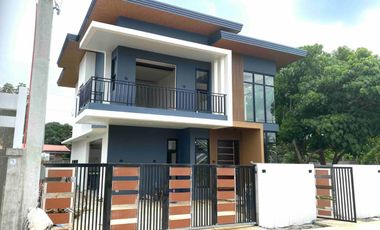 BRAND NEW 4-Bed house for sale Riviera Golf Estate, Silang. ONLY P22m