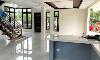 BRAND NEW 4-Bed house for sale Riviera Golf Estate, Silang. ONLY P22m