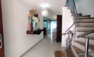 Casa amoblada en arriendo en La Castellana.