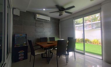 Casa en arriendo en La Castellana.