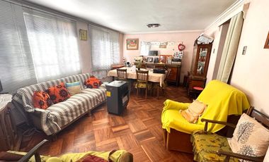 VENDE CASA San Ramon Stgo 5d/2b