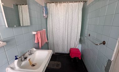 VENDE CASA San Ramon Stgo 5d/2b