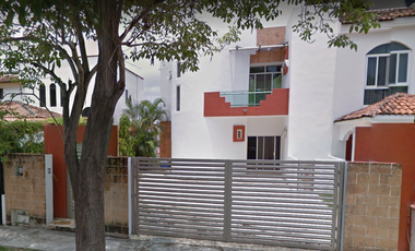 CASA EN VENTA LA MEJOR INVERSION LLAME YA