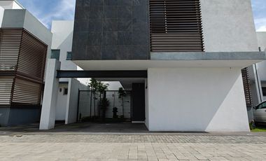Casa en Venta en Metepec dentro de Residencial a 2 min. De Av. Las Torres