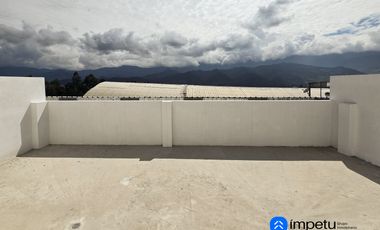 Pre-venta de casa VIP tres habitaciones cada una con baño privado con crédito VIP