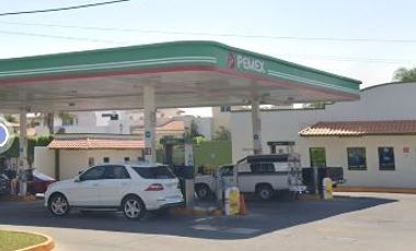 ¡¡Haz Que Tu Dinero Trabaje Para Ti Hoy !! Venta de Hermosa Casa en Exclusiva Zona, Col. Parque Guadalupe, Zapopan, Jal.