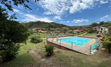 CASA CAMPESTRE MONIQUIRA VENTA