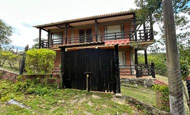 CASA CAMPESTRE MONIQUIRA VENTA