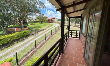 CASA CAMPESTRE MONIQUIRA VENTA