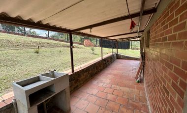 CASA CAMPESTRE MONIQUIRA VENTA