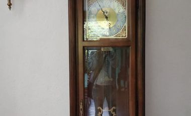 SE VENDE CASA COMO TERRENO EN FRACCIONAMIENTO JARDINES DE AHUATEPEC