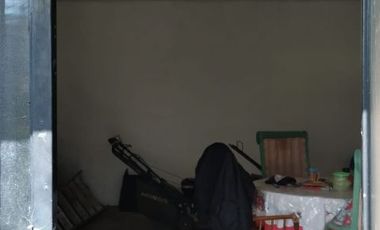 SE VENDE CASA COMO TERRENO EN FRACCIONAMIENTO JARDINES DE AHUATEPEC