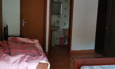 SE VENDE CASA COMO TERRENO EN FRACCIONAMIENTO JARDINES DE AHUATEPEC