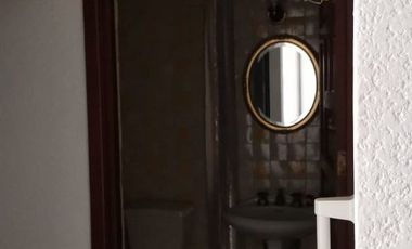 SE VENDE CASA COMO TERRENO EN FRACCIONAMIENTO JARDINES DE AHUATEPEC