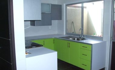 Se vende Casa lista para estrenar en Puerta del sol