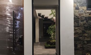 Se VENDE CASA, LOMAS TRUJILLO, EMILIANO ZAPATA