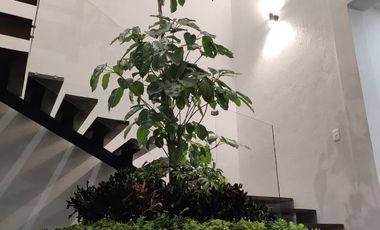 Se VENDE CASA, LOMAS TRUJILLO, EMILIANO ZAPATA