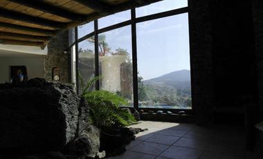 SE VENDE CASA CON ALBERCA EN  SAN ISIDRO, YAUTEPEC, MORELOS