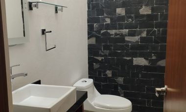 SE VENDE CASA A 1KM DE HACIENDA CORTES