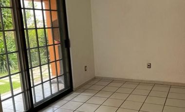 Se vende casa EN EL FRACC JUNTO AL RIO