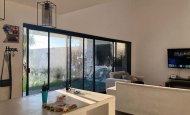 SE VENDE CASA EN AMACUZAC, MOR.