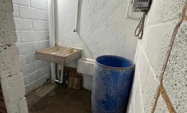 Se vende Casita con Alberca