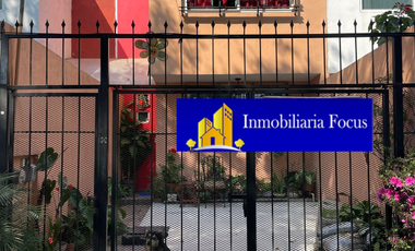 Se vende casa en privada