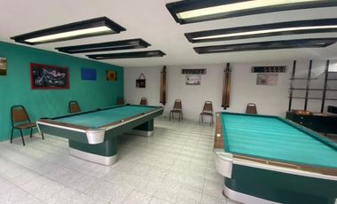 Se vende o se renta casa con alberca