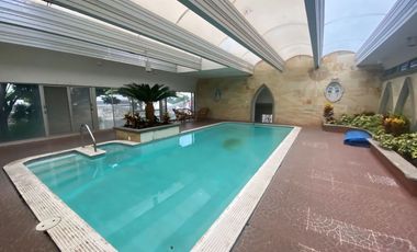 Se vende o se renta casa con alberca