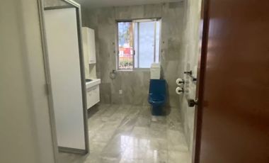 Se vende o se renta casa con alberca