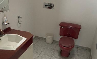 Se vende o se renta casa con alberca