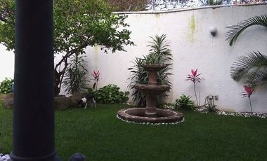 CASA RESIDENCIAL EN PRIVADA