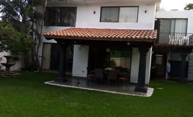 CASA RESIDENCIAL EN PRIVADA