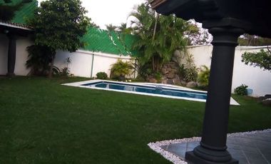 CASA RESIDENCIAL EN PRIVADA