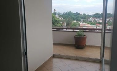 Se renta oficina en planta alta