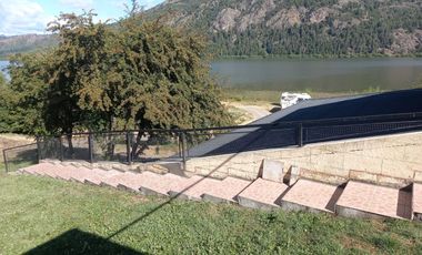 Increíble propiedad a la orilla del Lago Mosquito