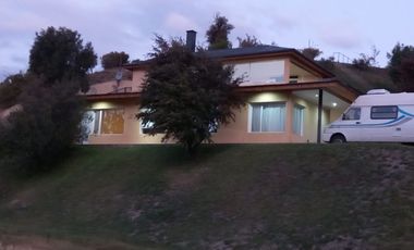 Increíble propiedad a la orilla del Lago Mosquito